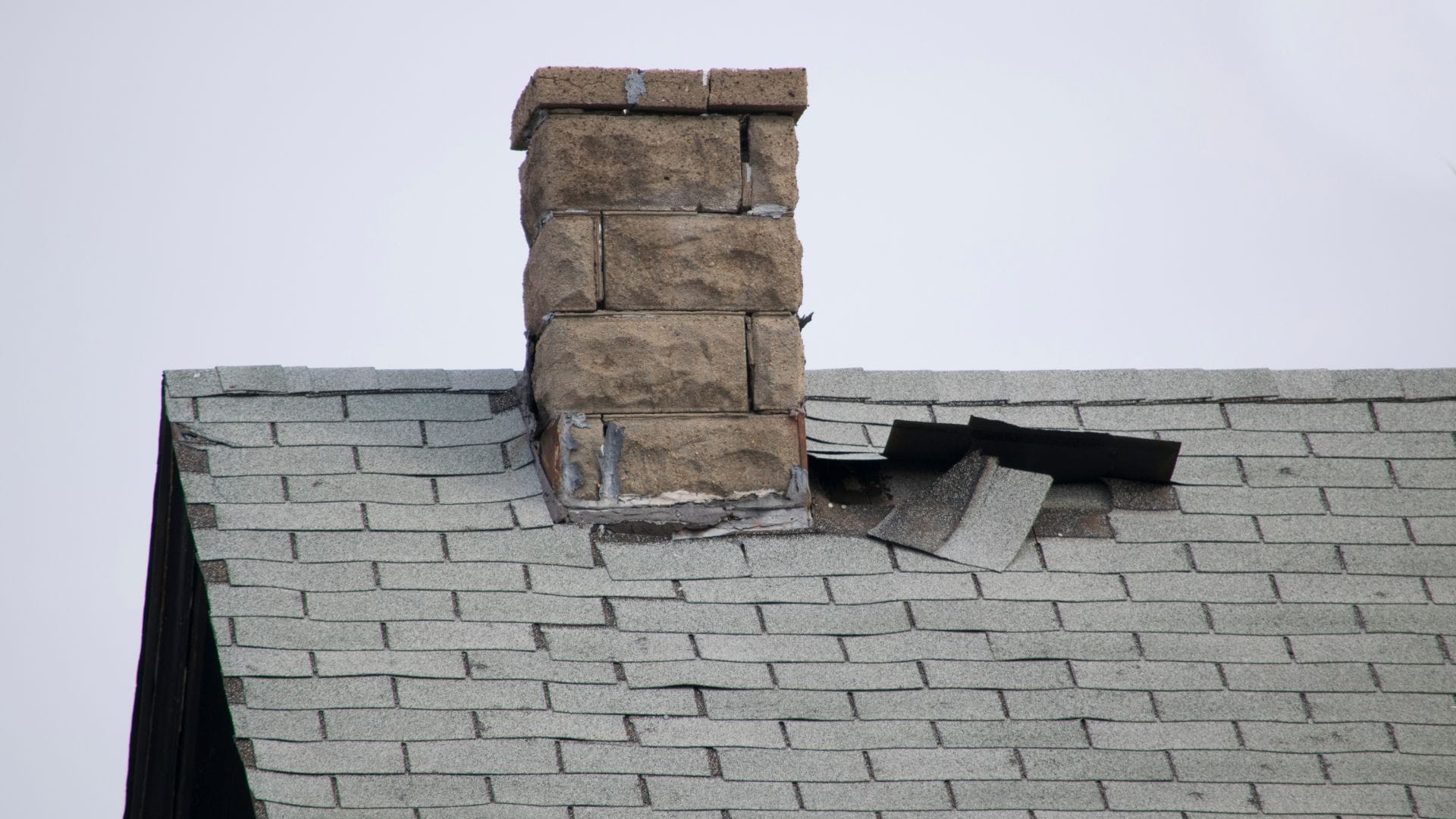 PREVENT COSTLY ROOFING DAMAGES
